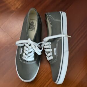 Vans gray women’s 8.5